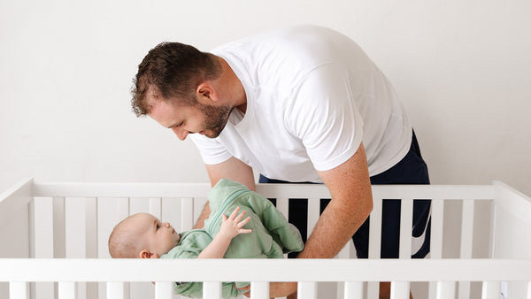 how-to-get-a-newborn-to-sleep-without-being-held_49778782-9992-4733-b6f5-de74955bb7fe_600x thumbnail