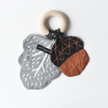 Crinkle Acorn 1 thumbnail